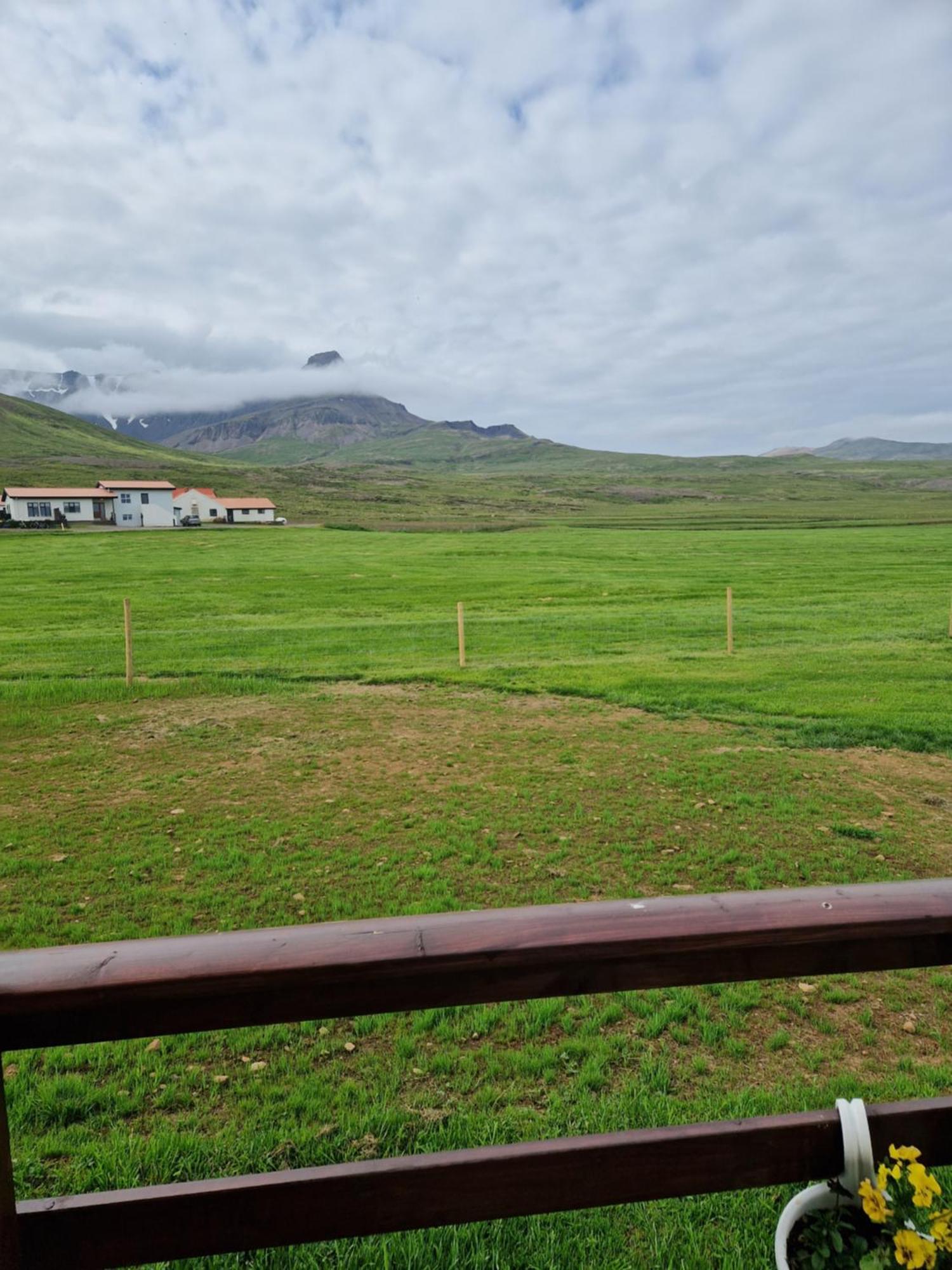 Mofellsstathakot Apartment Borgarnes Bagian luar foto